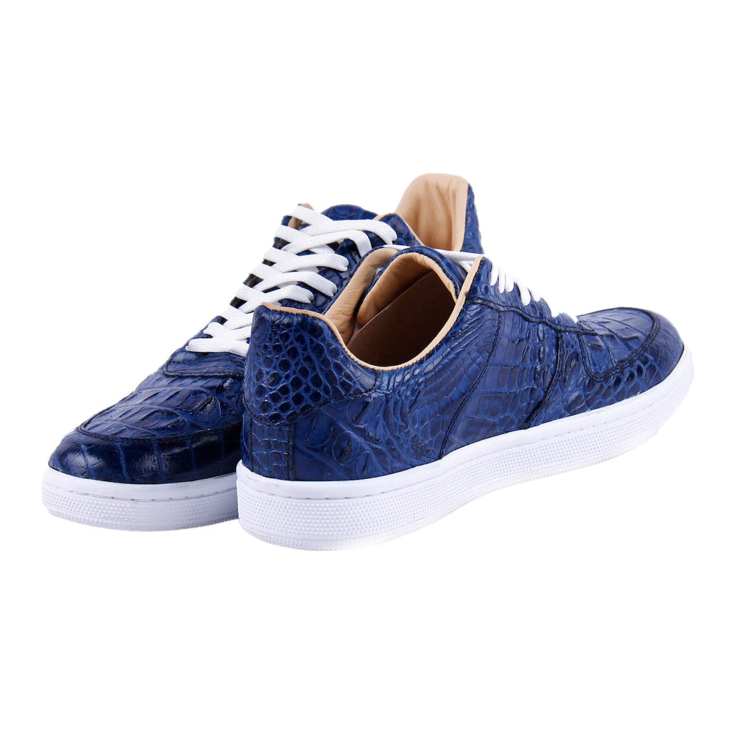 Women Chuck Low Top Sneakers