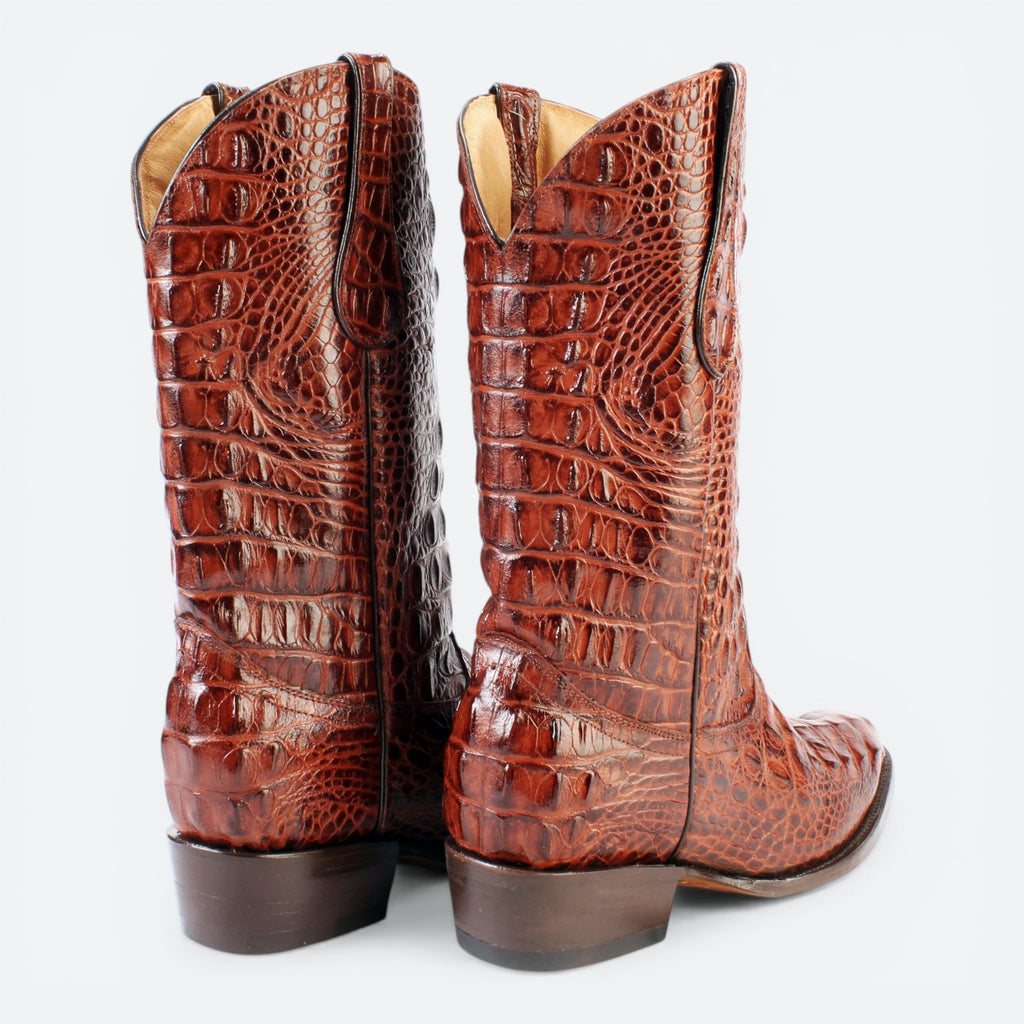 VEARI Buitre Western Boots in brown alligator leather with full leather lining and sole.